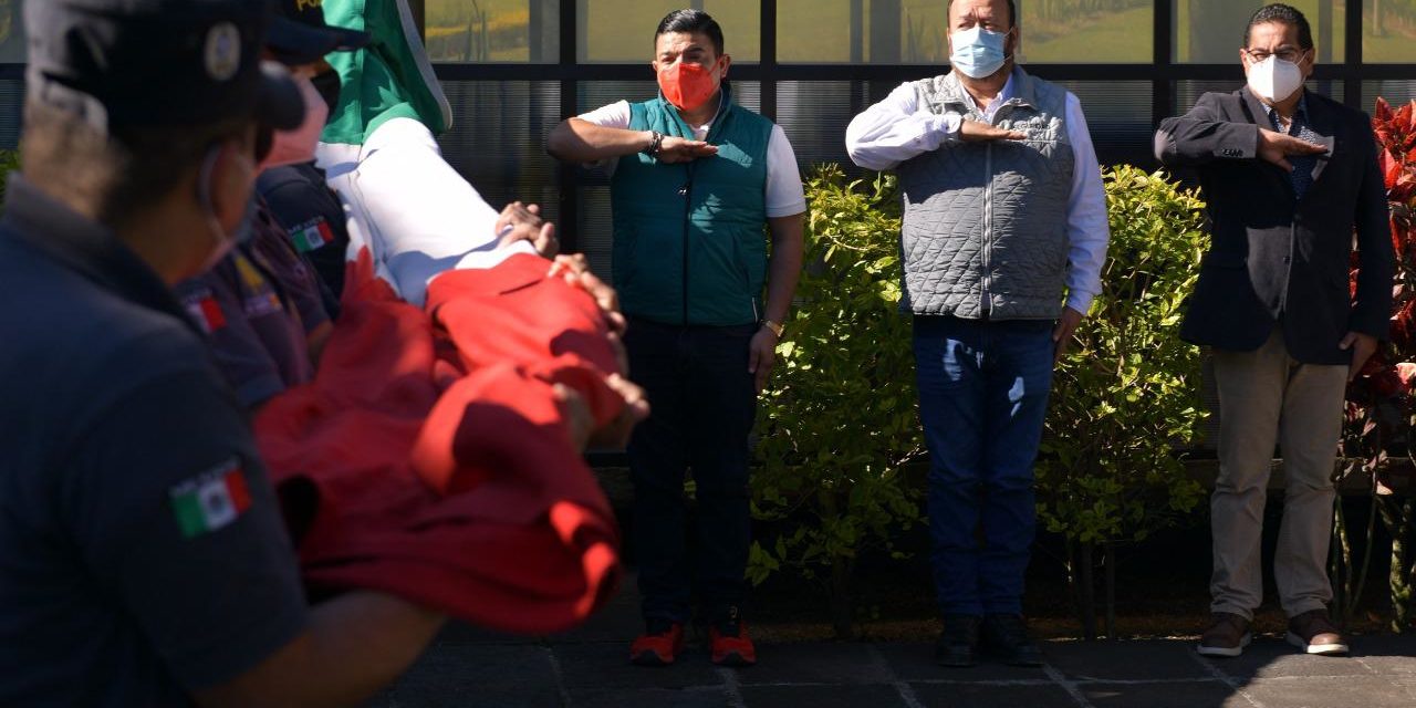 Celebra Congreso el Día de la Bandera