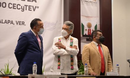 En el Congreso, realizan presentación de la Revista “Mundo CECyTEV”