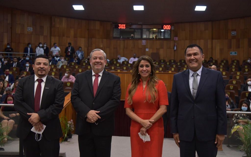 Reelige Congreso a Domingo Bahena como Secretario General