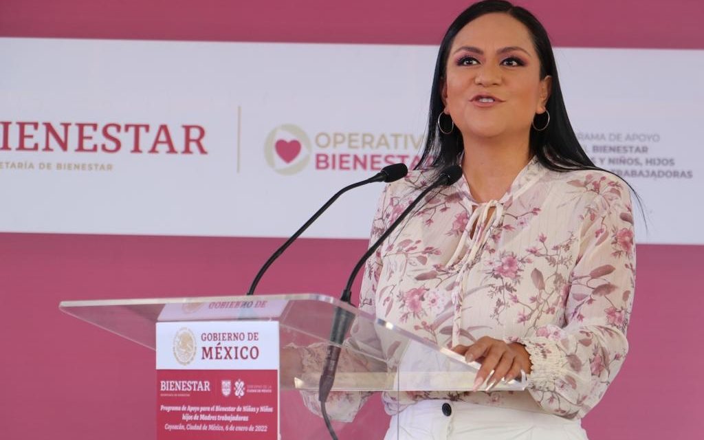 Convierte AMLO a la veracruzana Ariadna Montiel, en ‘cardenal’