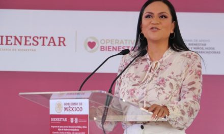 Convierte AMLO a la veracruzana Ariadna Montiel, en ‘cardenal’