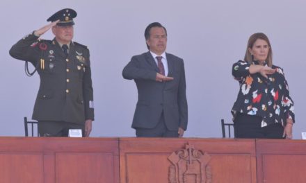 Asiste Presidenta del Congreso a ceremonias por aniversario de la Batalla de Puebla