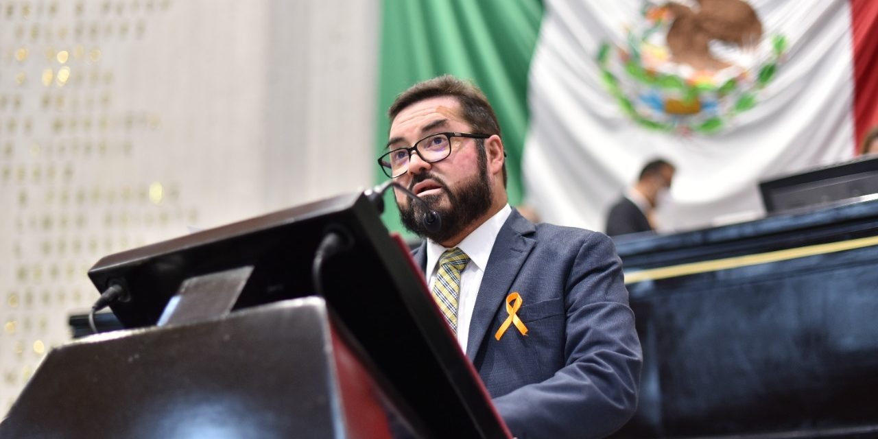 Reconocerían a la Universidad Veracruzana en el Muro de Honor del Congreso