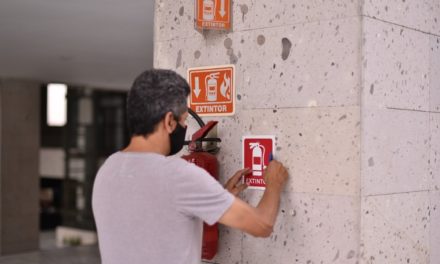 Cuenta Congreso de Veracruz con señalética Braille