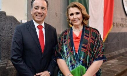 Participa presidenta del Congreso en actos conmemorativos de la Independencia de México