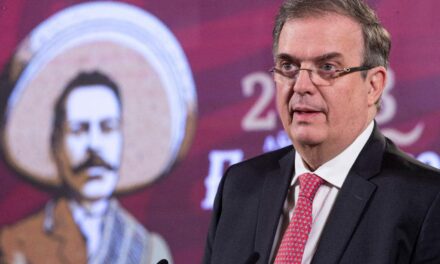 <strong>Designa Marcelo Ebrard a su representante personal en Veracruz</strong>