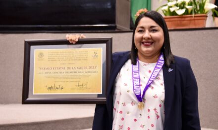 Entrega Congreso a Graciela Nani el Premio Estatal a la Mujer 2023