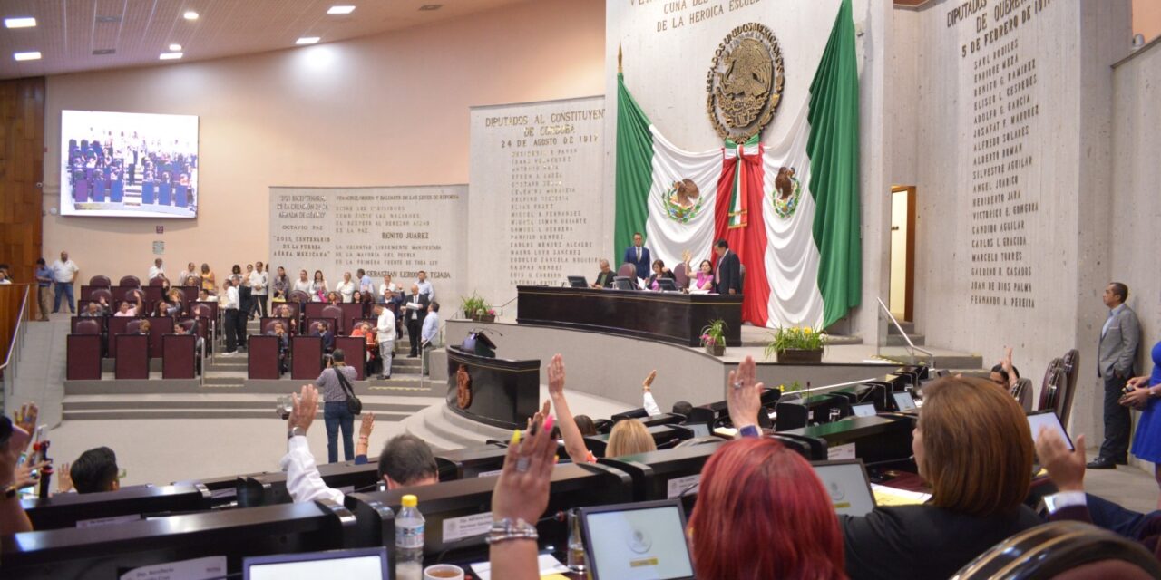 Vota Congreso de Veracruz Minutas sobre servicio público