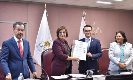 Celebra Presidenta del Congreso 4° aniversario del Semillero de Derecho de la UV