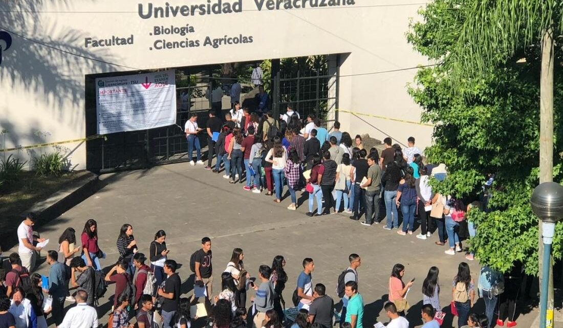 Continúa este domingo examen de ingreso a la UV