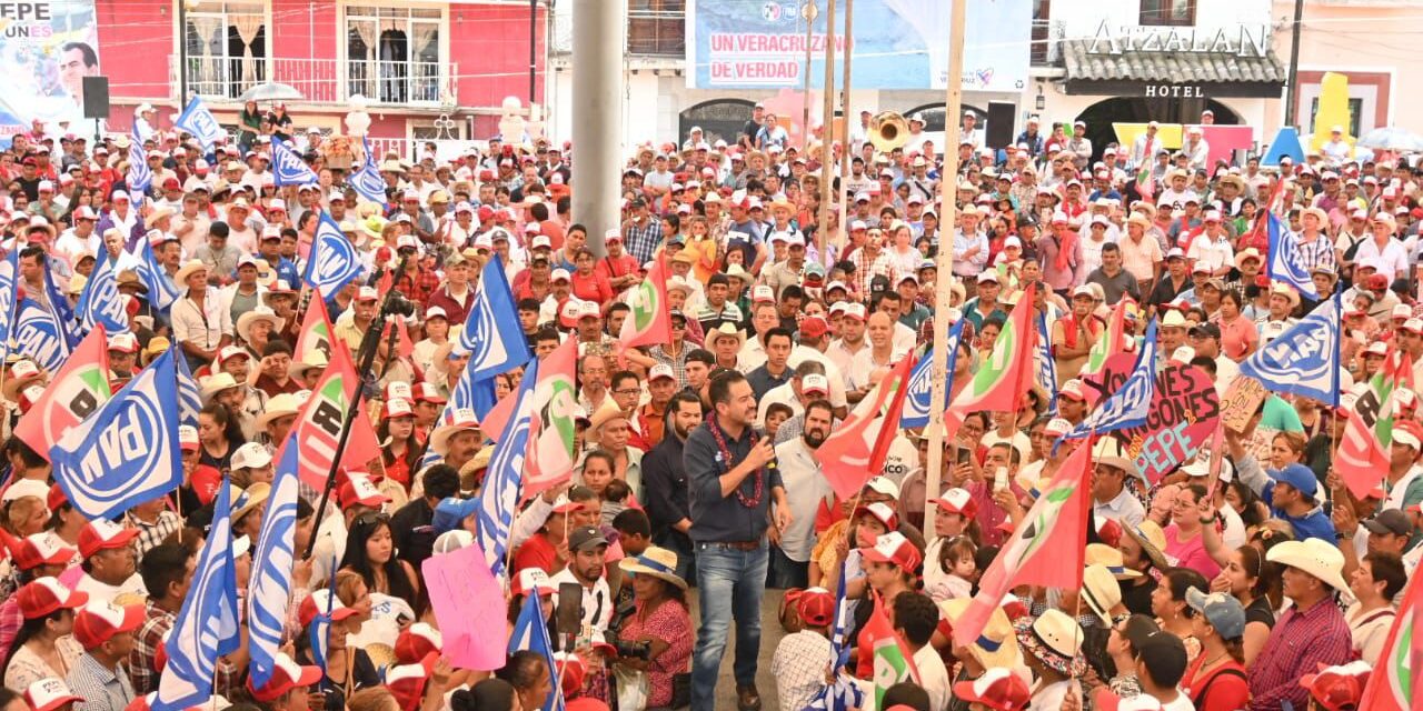 Recorre Miguel Ángel Yunes Márquez, junto con Pepe Yunes, los municipios de Altotonga y Atzalan