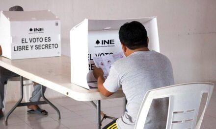 Emiten voto anticipado 221 internos del CEFERESO de Villa Aldama