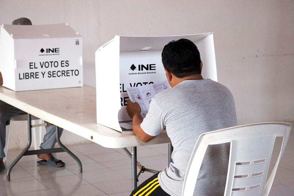 Emiten voto anticipado 221 internos del CEFERESO de Villa Aldama