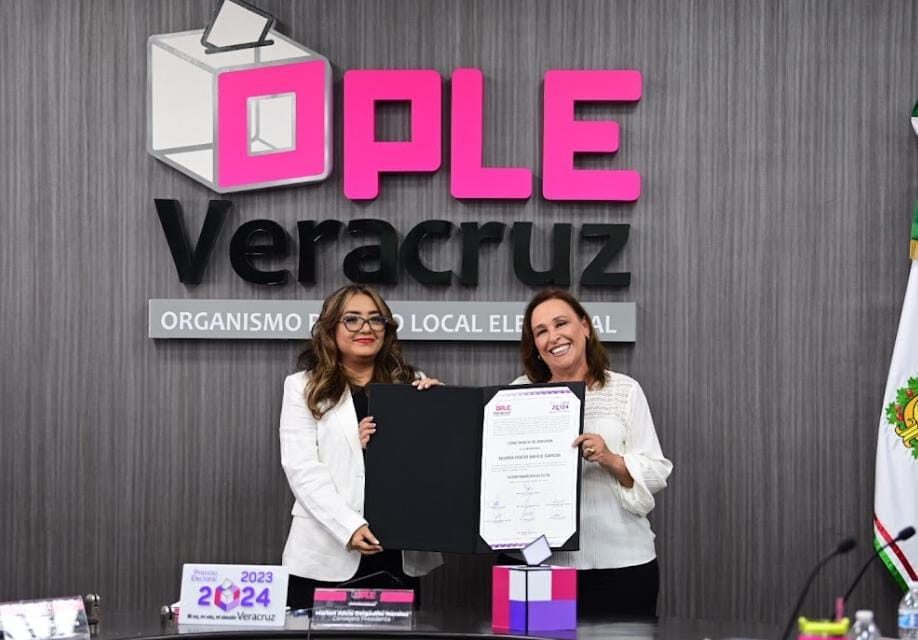 Rocío Nahle GOBERNADORA electa de Veracruz, OPLE entrega Constancia de Mayoría.