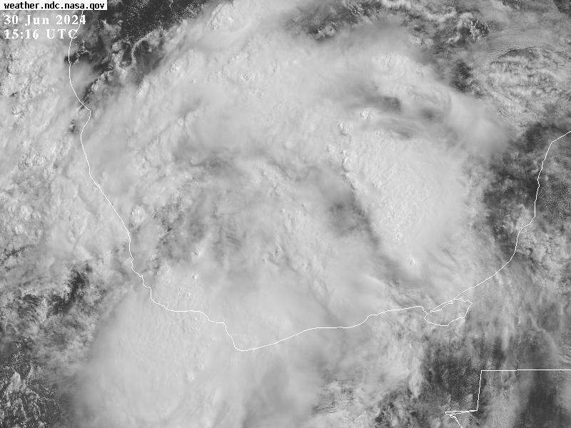 Disturbio tropical 94L podría impactar la madrugada de lunes en norte o centro de Veracruz