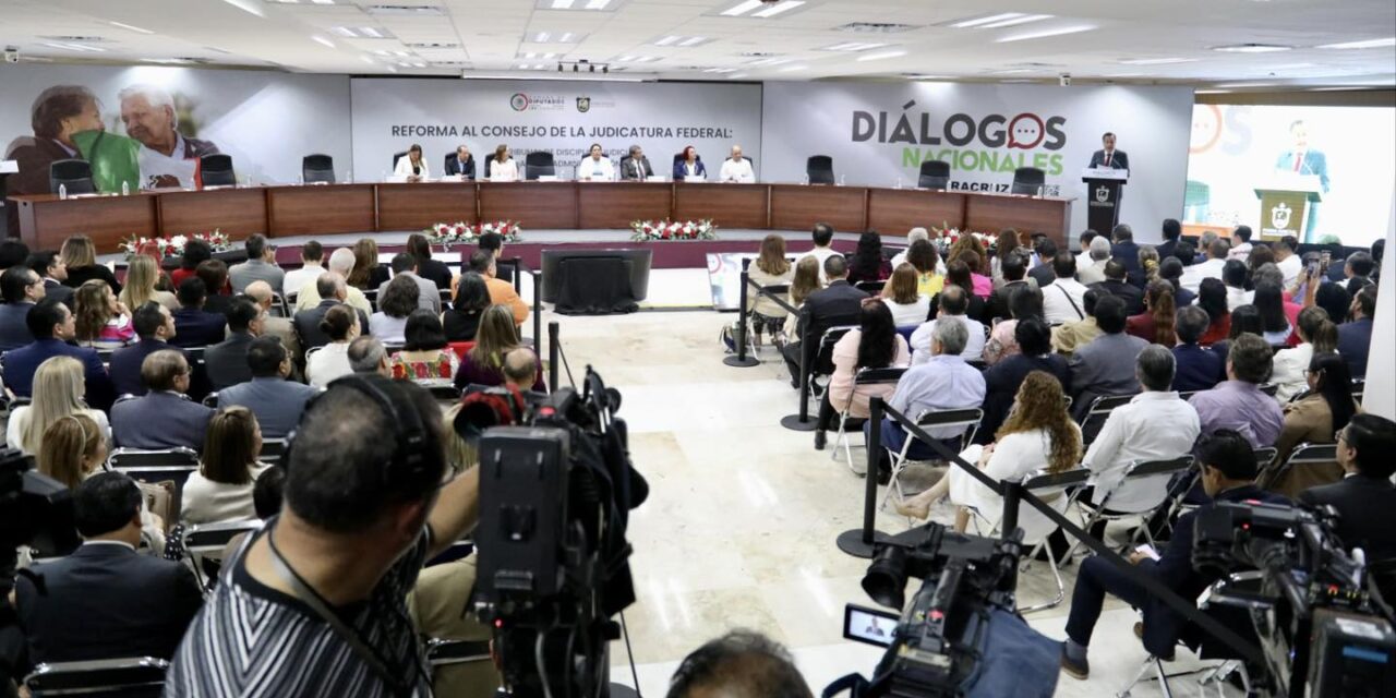 Participa Congreso en Diálogos Nacionales sobre la Reforma al Poder Judicial