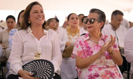 Asiste Rocío Nahle a la conmemoración del Bicentenario del Congreso del Estado de Veracruz