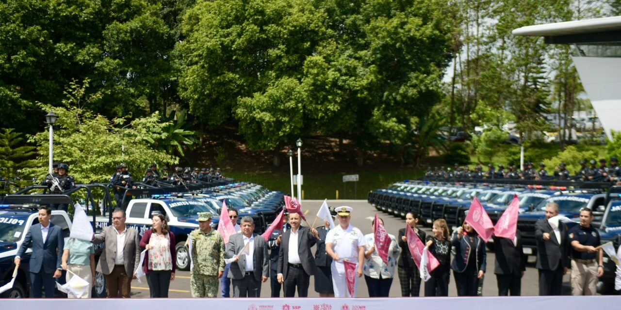 Refuerza Gobierno el parque vehicular para la seguridad y protección ciudadana