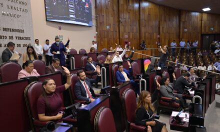 Avalan que Comisión de Regularización de Predios Escolares sea Permanente