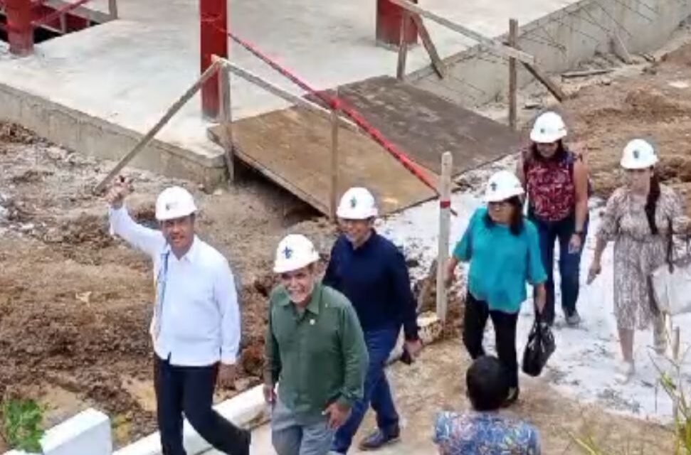 Recorre Cuitláhuac obras del ‘Teatro La Caja’ de la UV