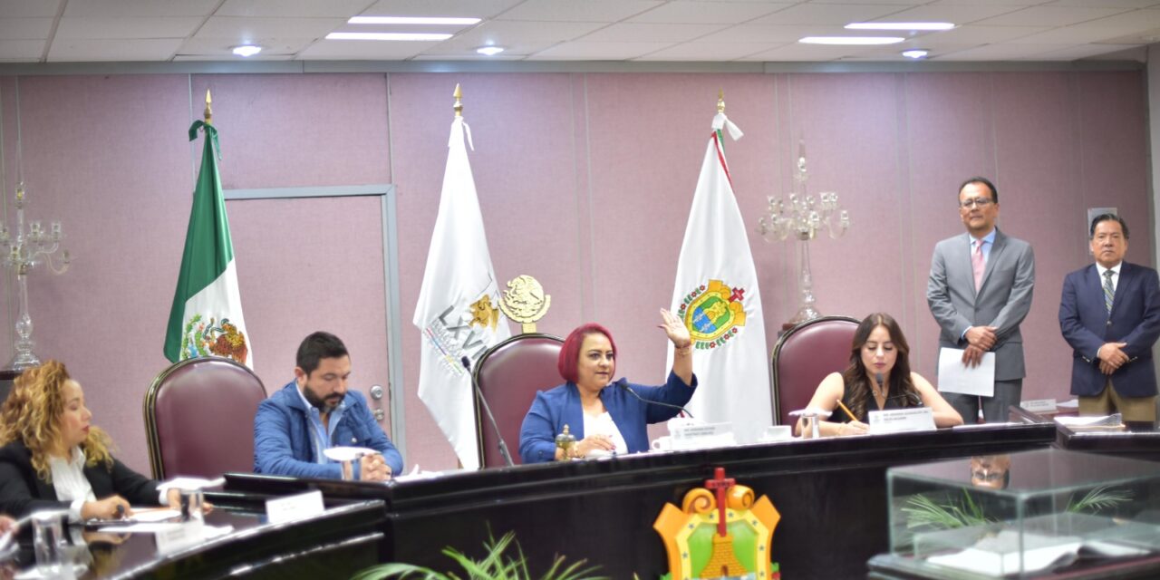 Presentan diputadas solicitudes de licencia para separarse del cargo