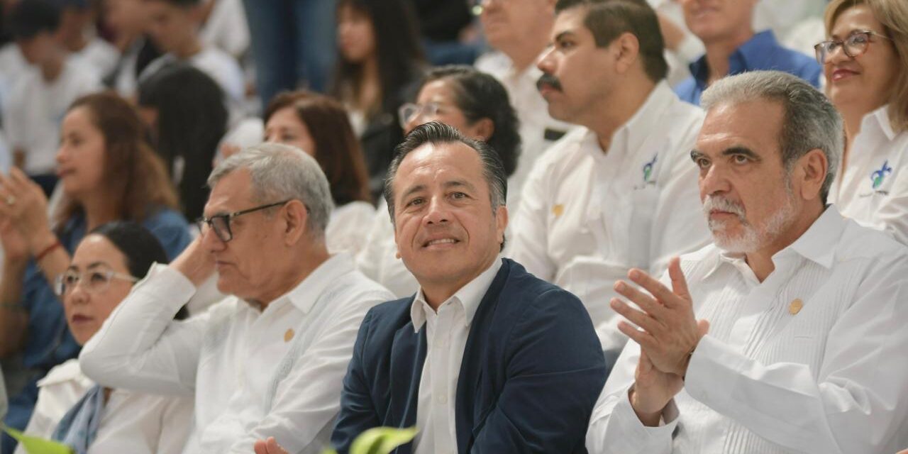 Cuitláhuac García, gobernador aliado y orgulloso egresado de la UV