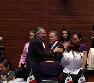 Asume Yunes Linares escaño como senador para votar reforma al Poder Judicial