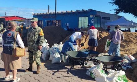 En Tlacotalpan, fuerzas de tarea y población coordinan las acciones de preparación ante avenida del Papaloapan