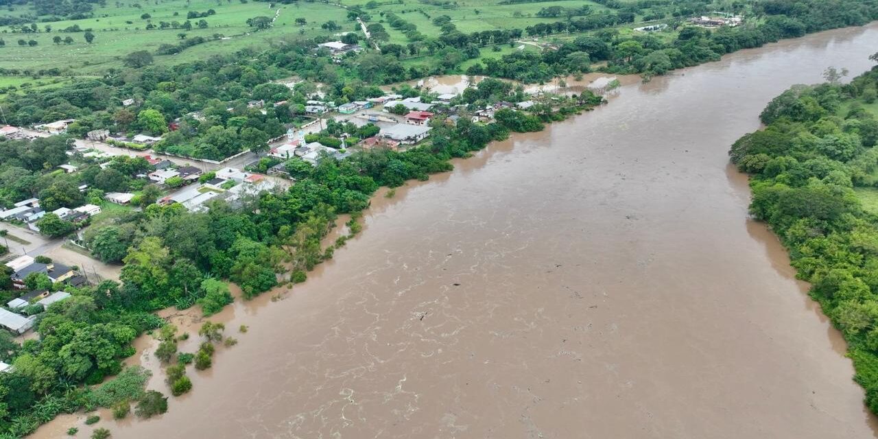 Alerta CONAGUA ante riesgo de desbordamiento de ríos en la región sur de la entidad