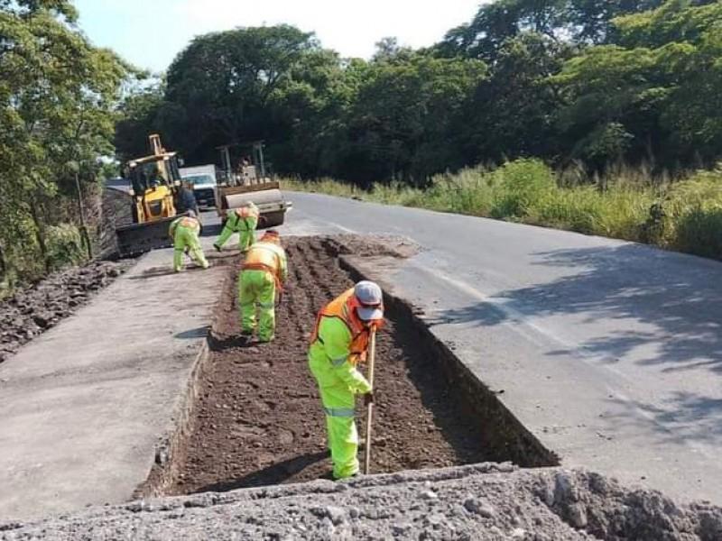 Sheinbaum y Nahle rehabilitarán carreteras federales en Veracruz, destaca Cuitláhuac