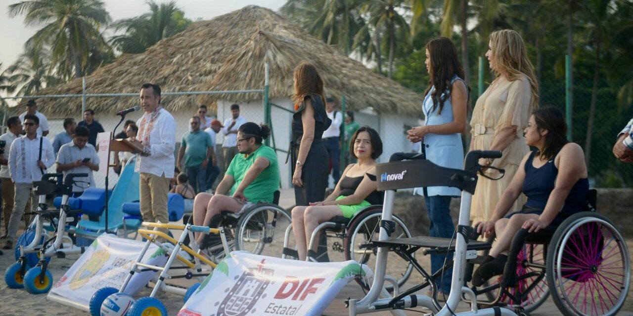 Veracruz a la vanguardia en inclusión social, inaugura Gobernador primera playa universal