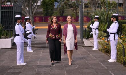 POR PRIMERA VEZ EN LA HISTORIA, UNA MUJER GOBERNADORA; ROCÍO NAHLE RINDE PROTESTA