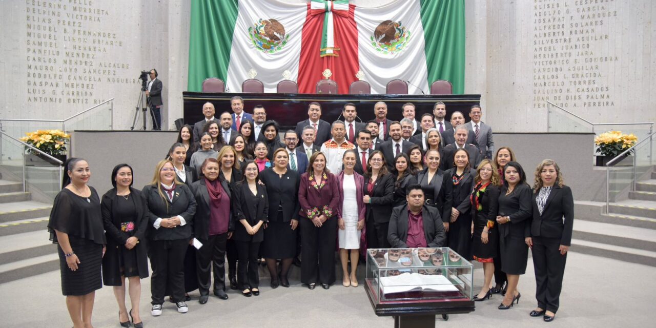 En el Congreso, rinde protesta Rocío Nahle como Gobernadora de Veracruz