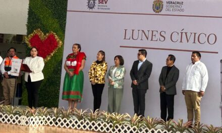 Diálogo y puertas abiertas en SEV, reitera Claudia Tello a sindicatos; el interés superior es la educación