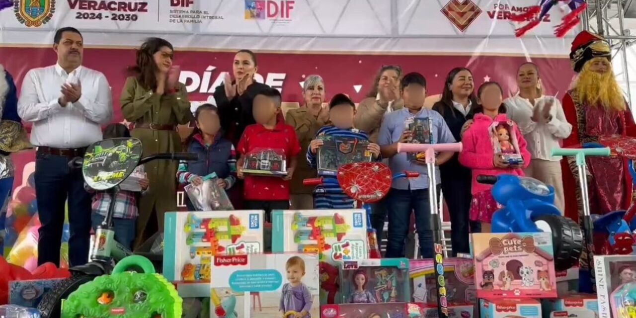 DIF entrega más de 8 mil juguetes a niñas y niños por Día de Reyes