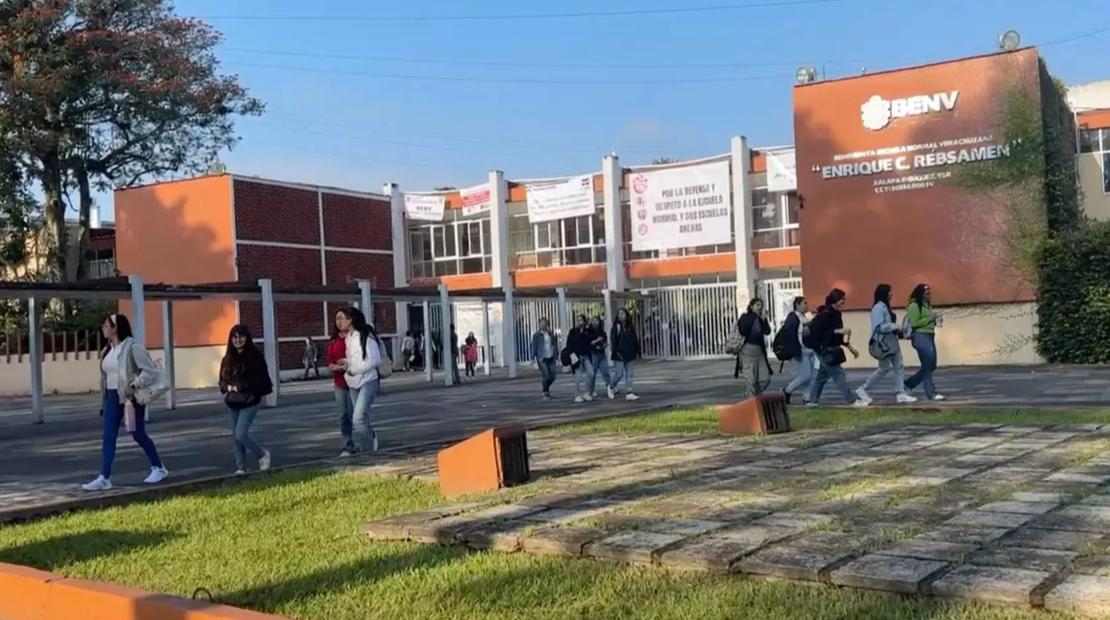 En febrero más de mil estudiantes de la Escuela Normal Veracruzana inician prácticas