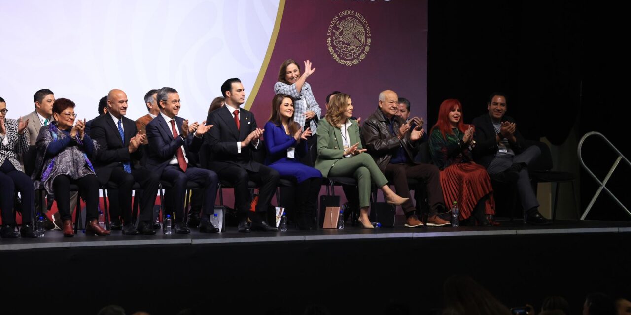 Rocío Nahle participa en el primer Encuentro Nacional Municipal