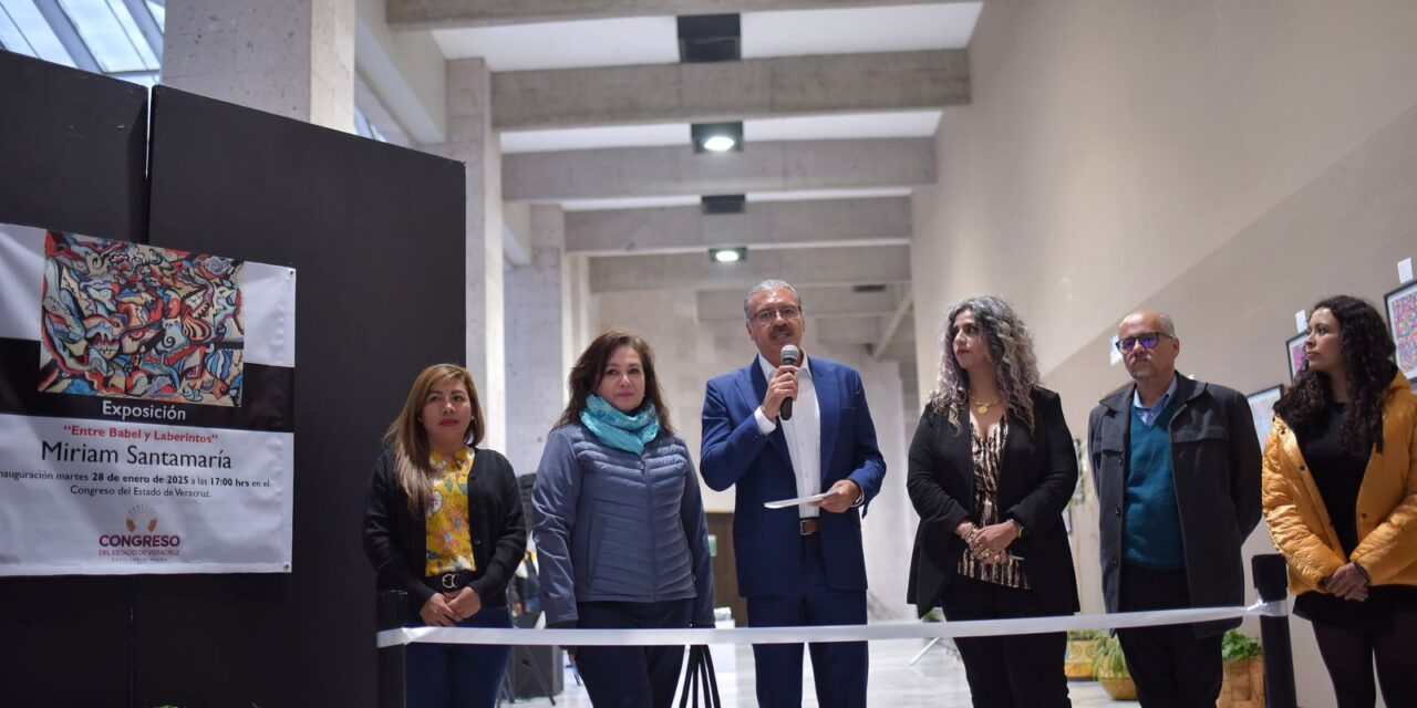 Inauguran en el Congreso la exposición gráfica “Entre Babel y Laberintos”