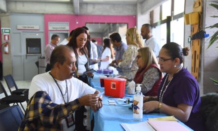 Busca Gobernadora Rocío Nahle y SEV otorgar seguridad digital a docentes y alumnado