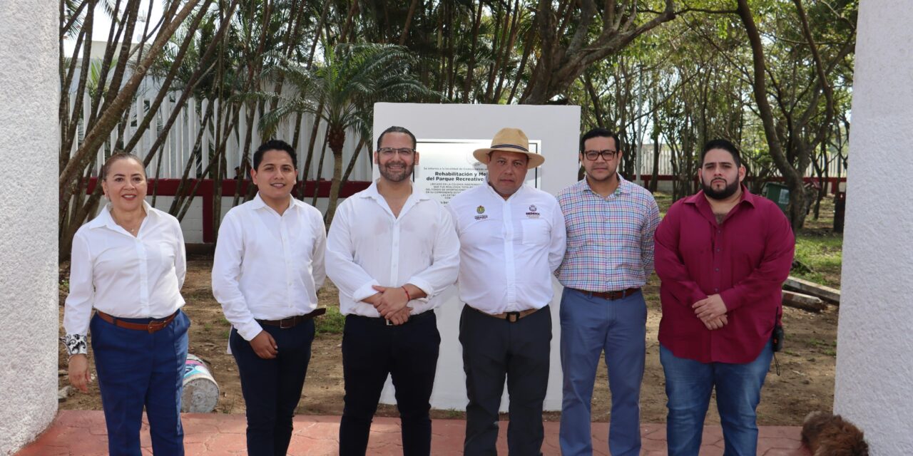 SEDEMA y la comunidad artística restauran Coatl, patrimonio veracruzano