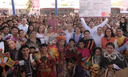 “Elegimos bien a nuestra Presidenta”, destaca Rocío Nahle sobre el compromiso educativo de Claudia Sheinbaum