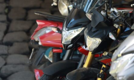 Costos y requisitos para emplacar motocicletas y remolques nuevos