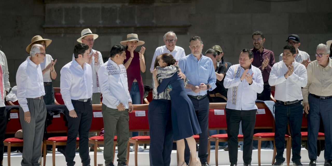 Desde el Zócalo, Rocío Nahle se suma a la defensa de la soberanía nacional  